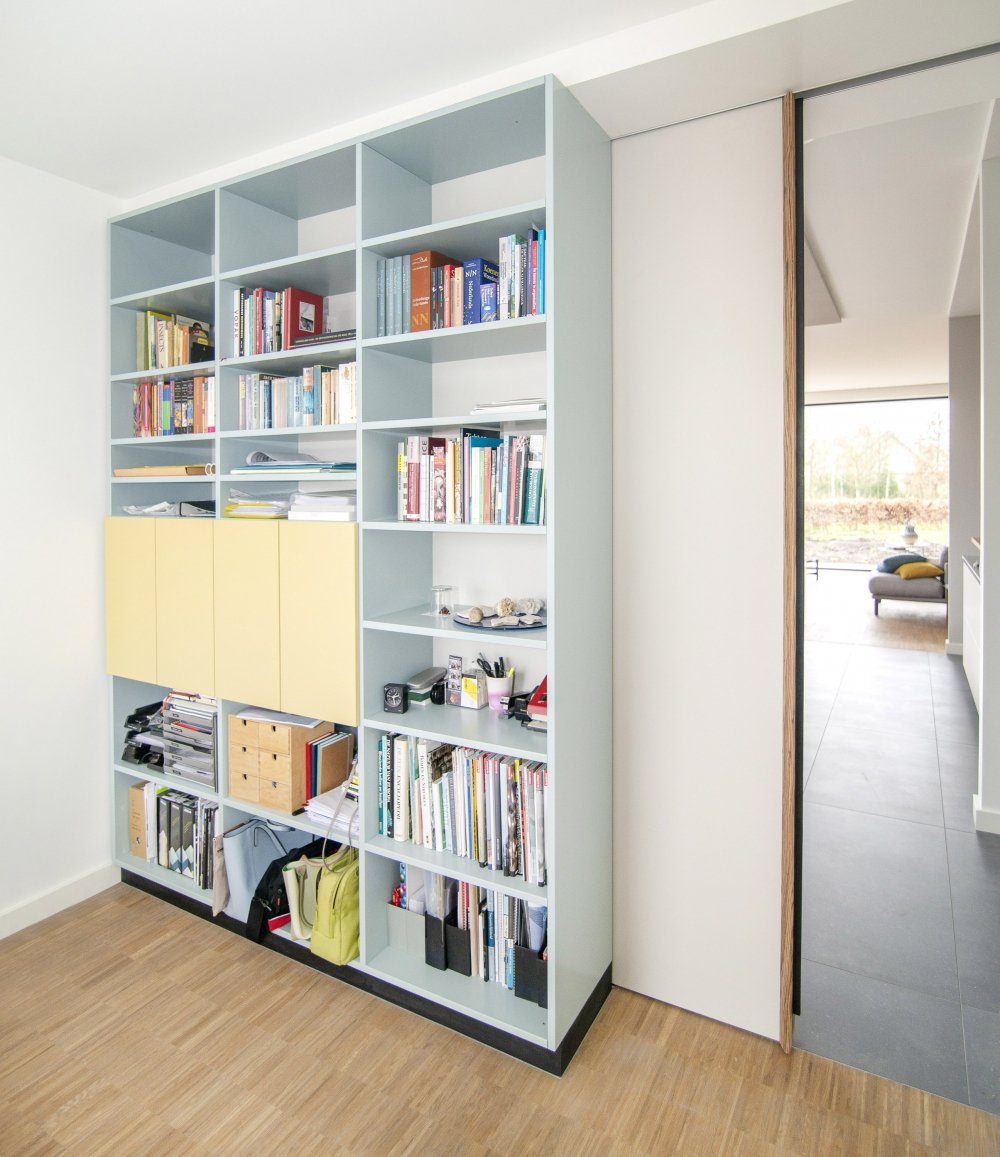 Dubbelzijdige boekenkast (foto 3)
