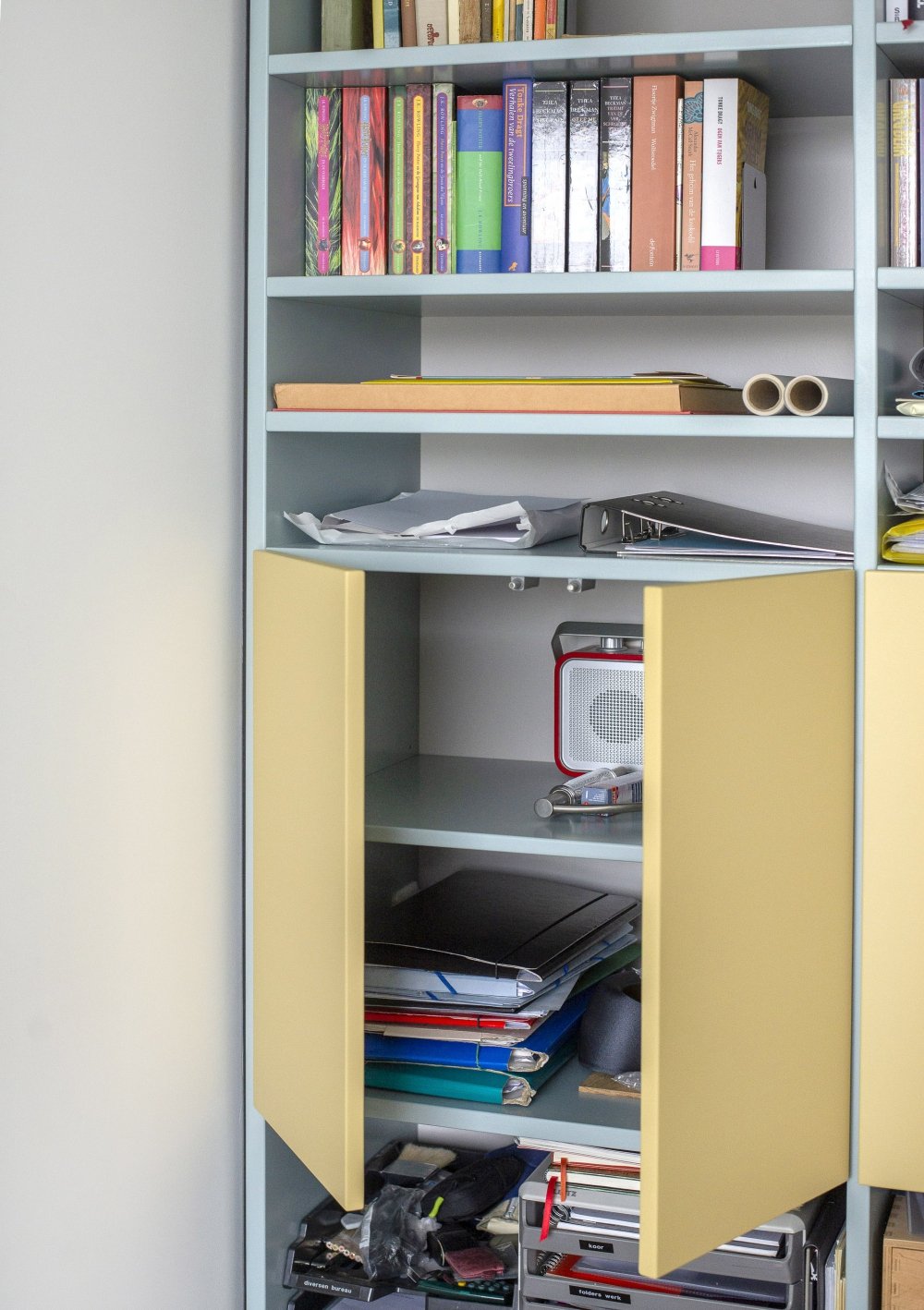 Dubbelzijdige boekenkast (foto 18)