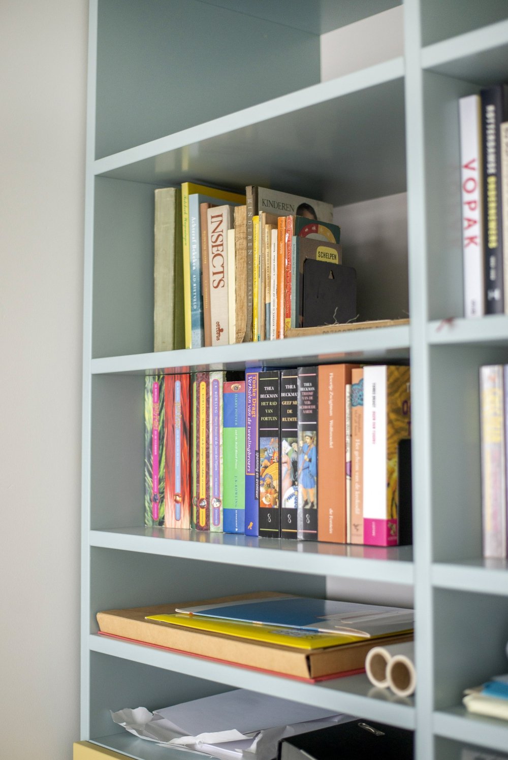 Dubbelzijdige boekenkast (foto 21)