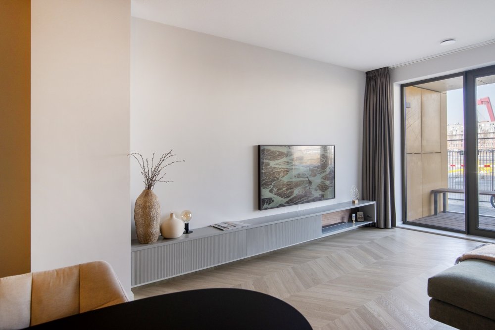 Extra lang zwevend TV-meubel (foto 4)