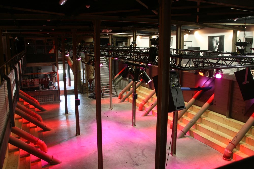 Factory 010 (foto 3)