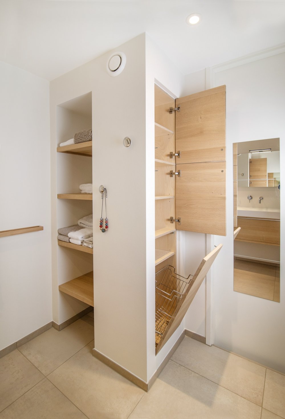Gestucte badkamerkast (foto 5)